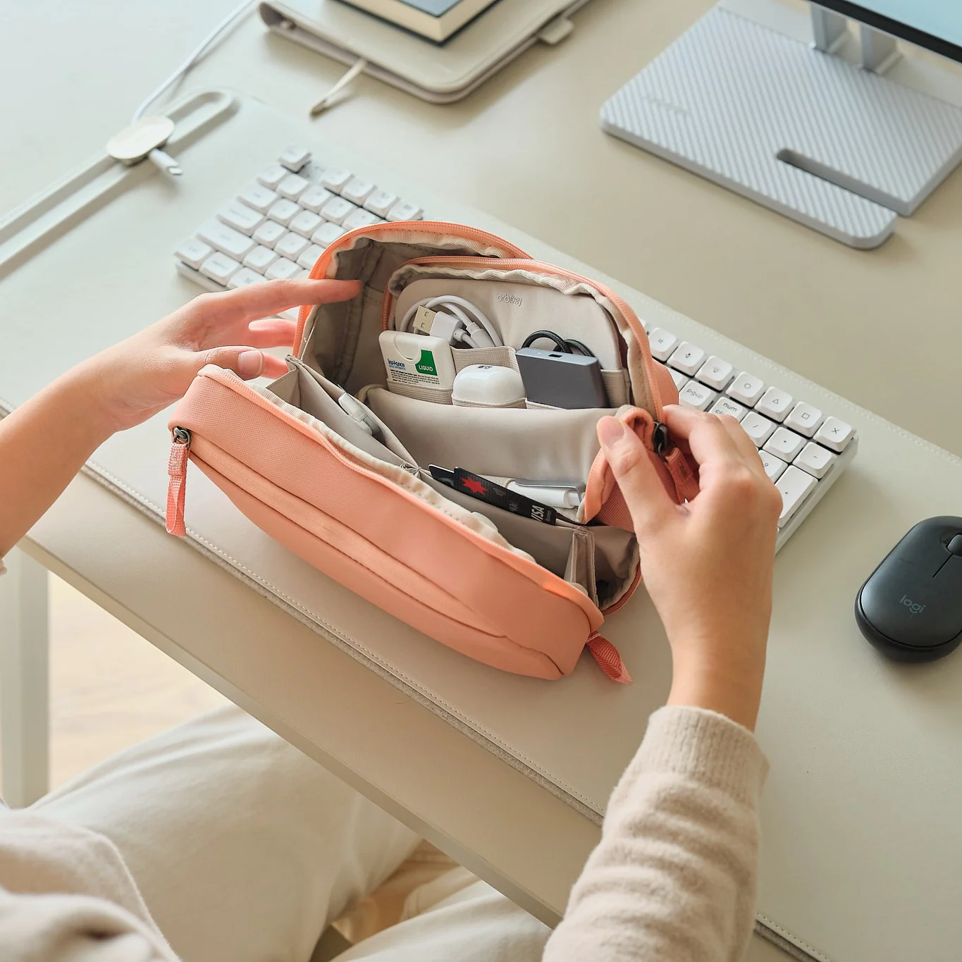 2-in-1 Tech Accessory Pouch - Image 43