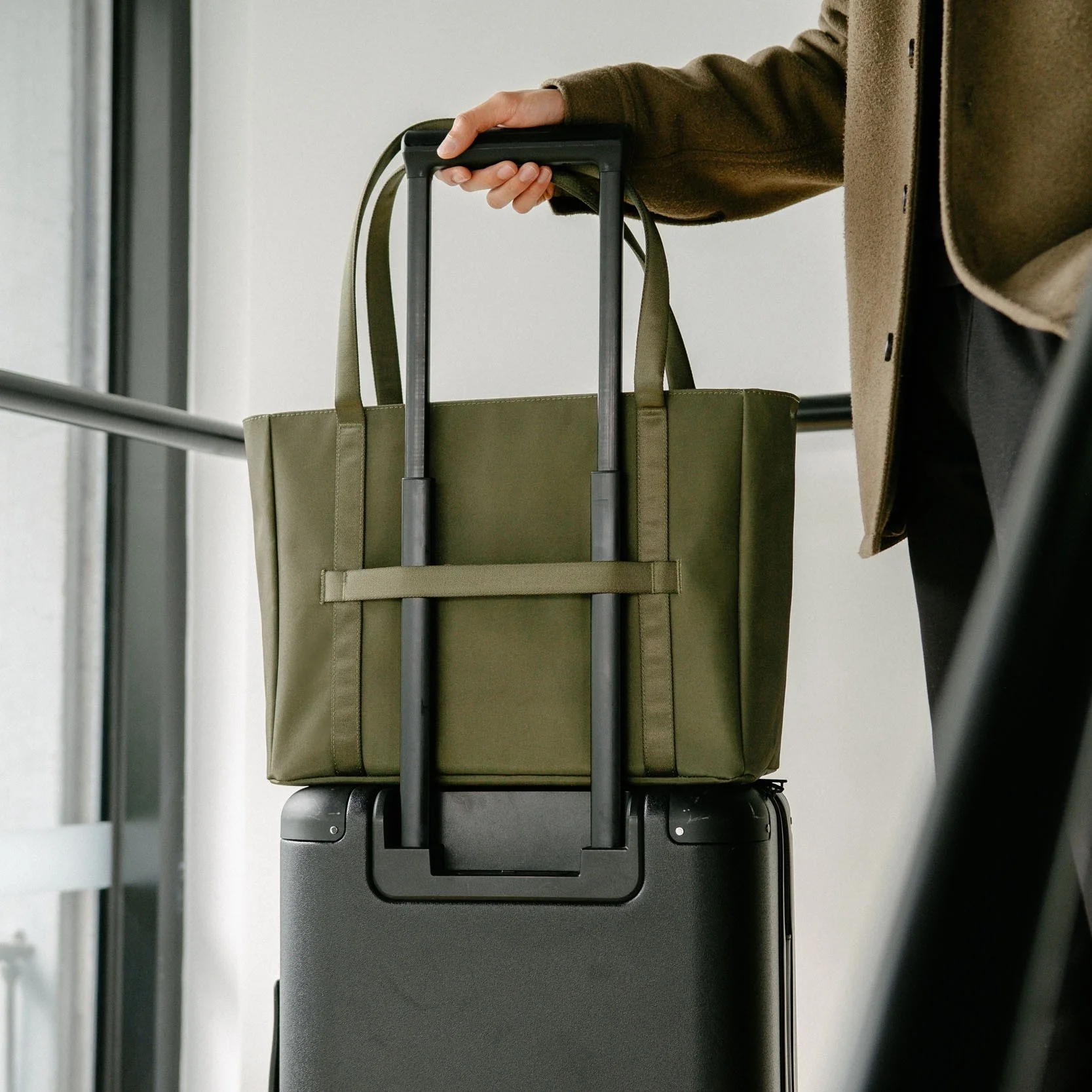 Daily Tote - Image 30