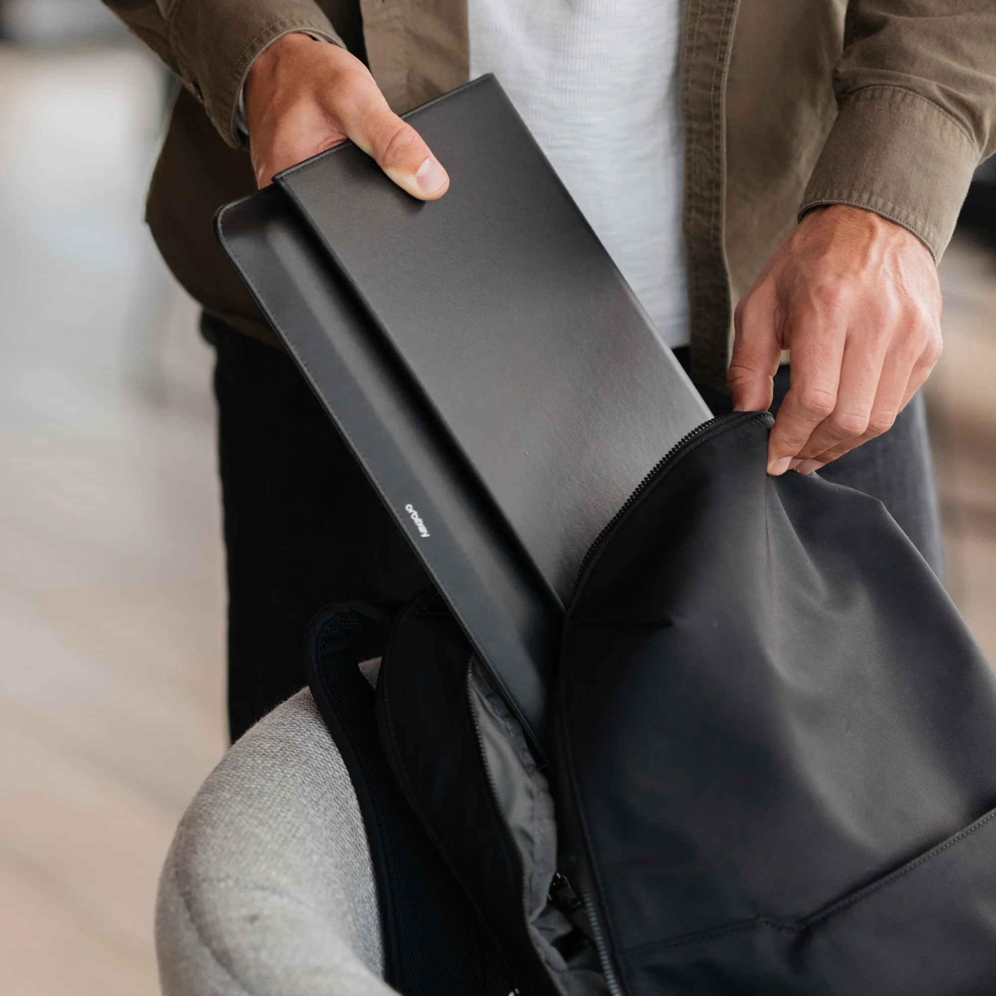 Hybrid Laptop Sleeve - Image 17